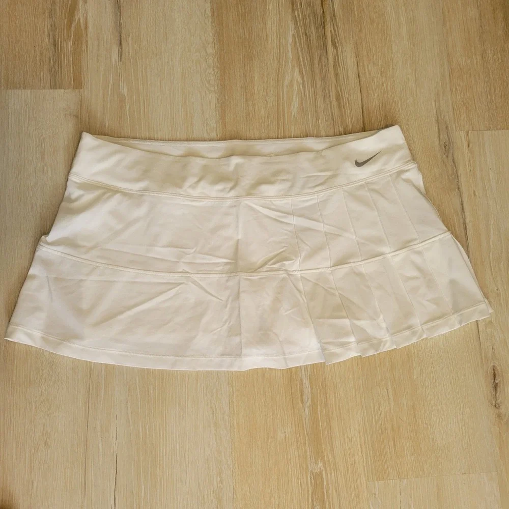 NEW Nike Tennis Skirt Womens XL White‎ Dri-FIT Pleated Athletic Skort Pickleball